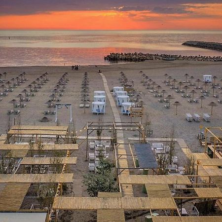 Appartamento Prime Location, Sea View Flat Near The Beach Constanţa Esterno foto